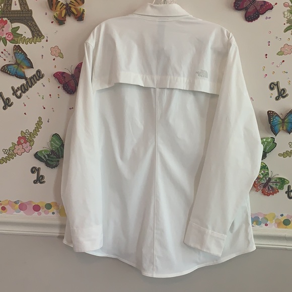 ❣️The North Face❣️UPF 50❣️brand new shirt❣… - Picture 2 of 16